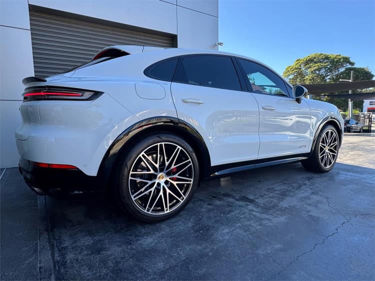2024 Porsche Cayenne Wagon GTS 9YB II MY25
