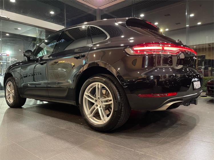 2019 Porsche Macan Wagon 95B MY19