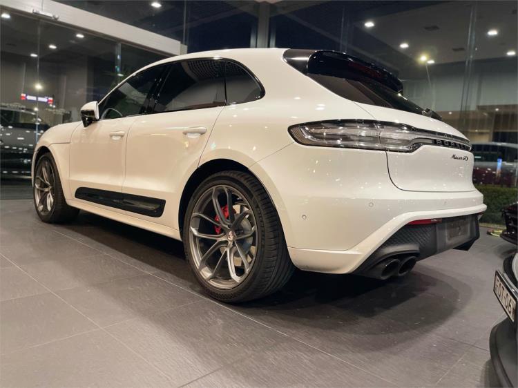 2022 Porsche Macan Wagon GTS 95B MY22